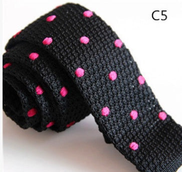 Knitted woolen collar