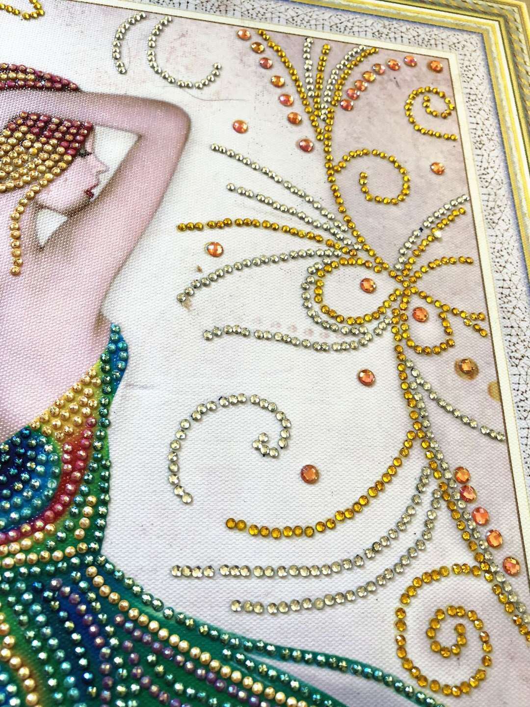 Peacock girl diamond painting
