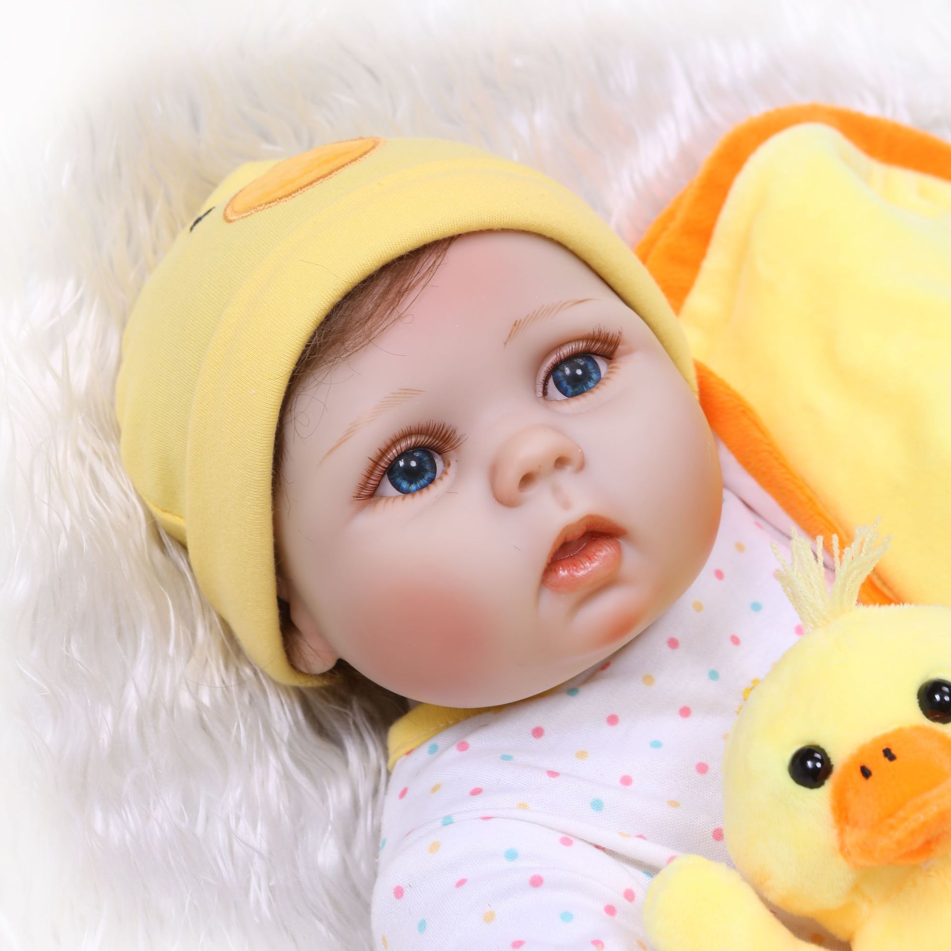 All-Plastic Simulation Baby Doll, Baby Clothing Model Cute Doll