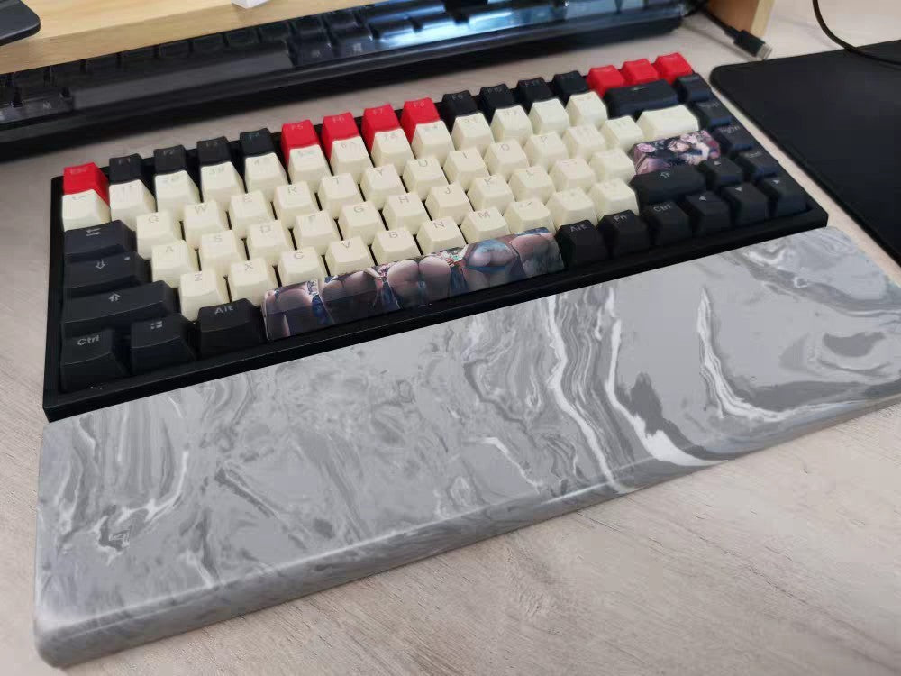 Comfortable Quartz Mechanical Keyboard Hand Rest