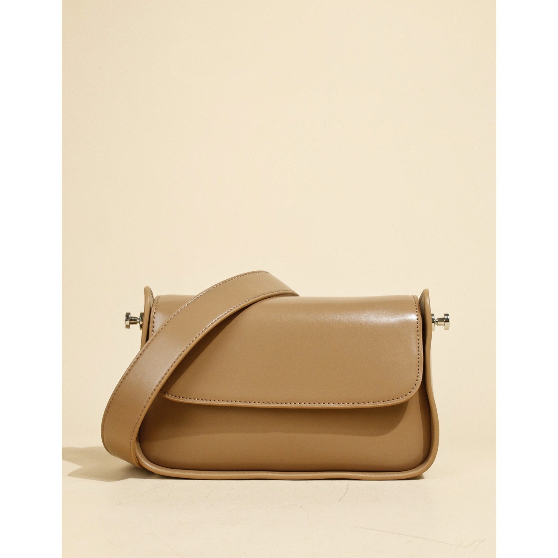 Sac à main bandoulière en cuir de vachette véritable de créateur de niche