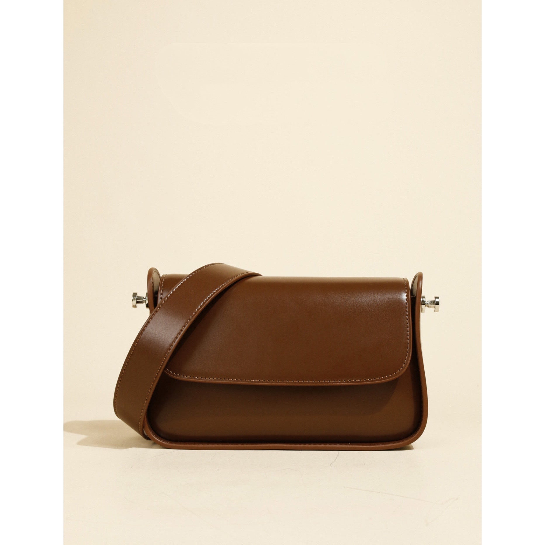 Sac à main bandoulière en cuir de vachette véritable de créateur de niche