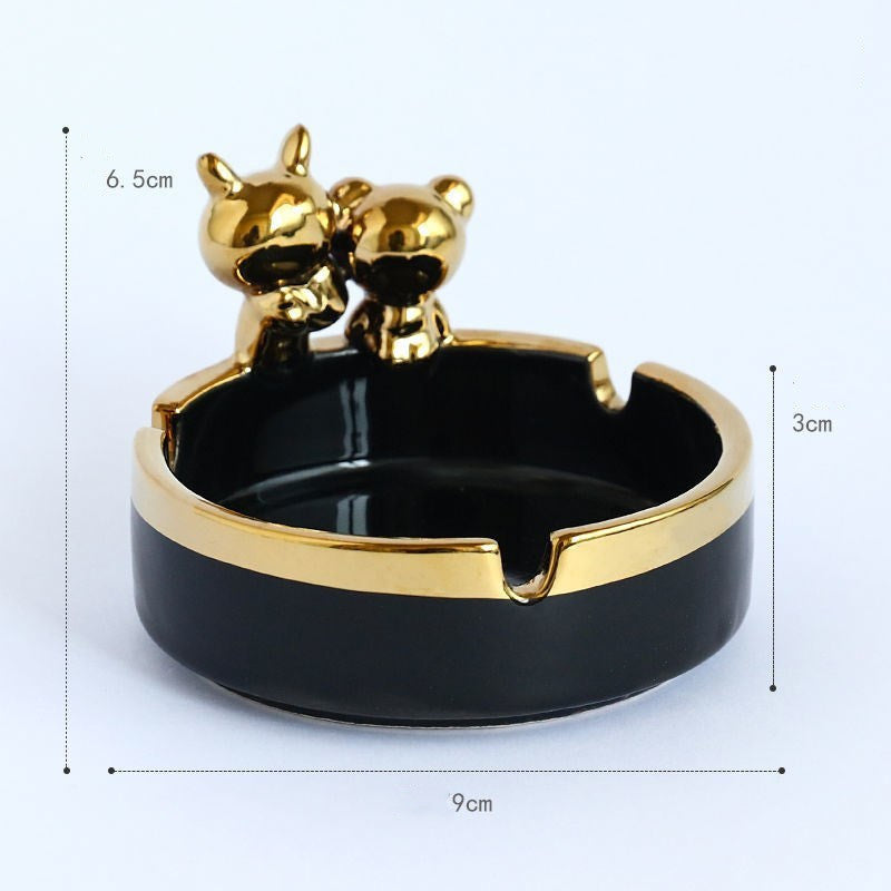 European Light Luxury Ceramic Ashtray With Gold Tracery