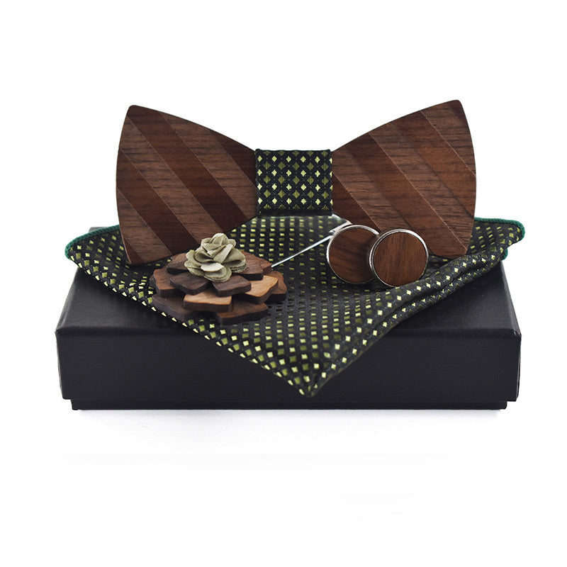 Ensemble nœud papillon, pochette, écharpe, boutons de manchette et broche