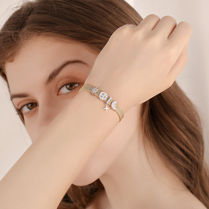 Love Galaxy Series Atmospheric Bracelet Female Shining Bracelet Decoration Fashion Temperament Trend Hand Jewelry