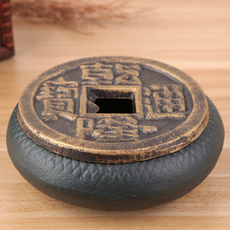 Retro Creative Personality Ashtray With Lid