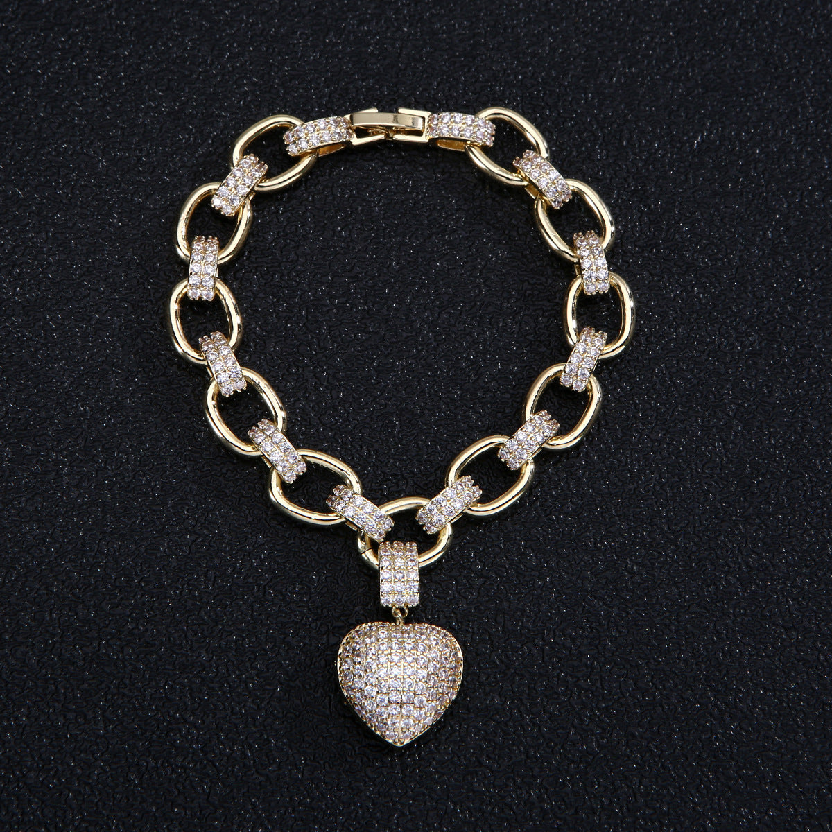 Set Hip-Hop Temperament Golden Heart-Shaped Necklace