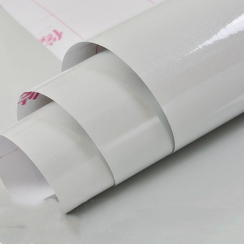 Self-adhesive oil-proof wallpaper