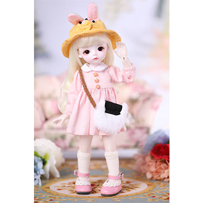Girl bjd doll