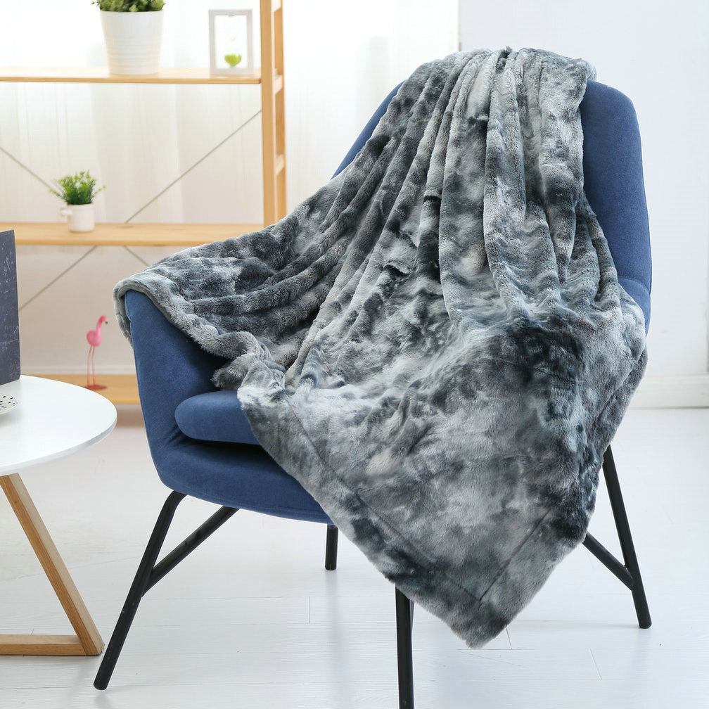 Flannel pv plush blanket