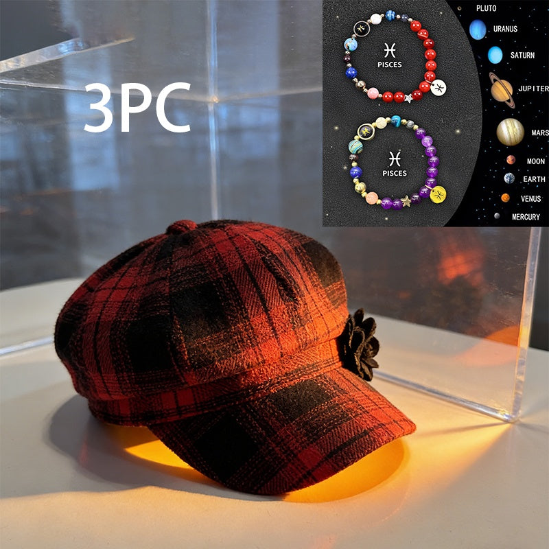 A British-style Casual Painter Hat That Is Versatile And Can Show Off Your Face