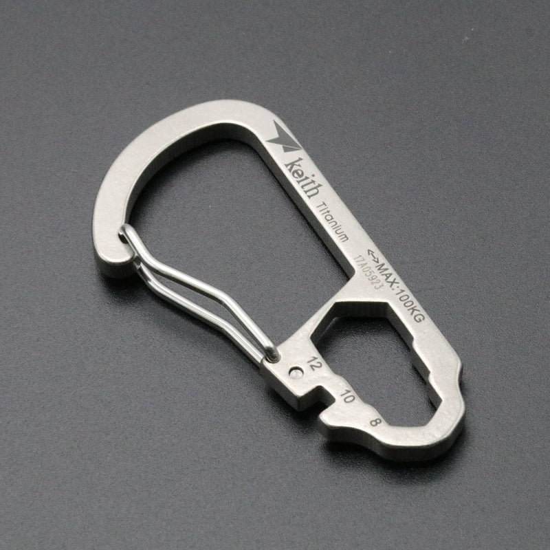 Pure titanium outdoor carabiner