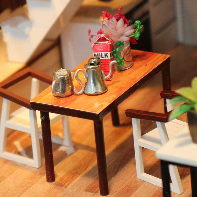 DIY hut hand-assembled model wooden doll house
