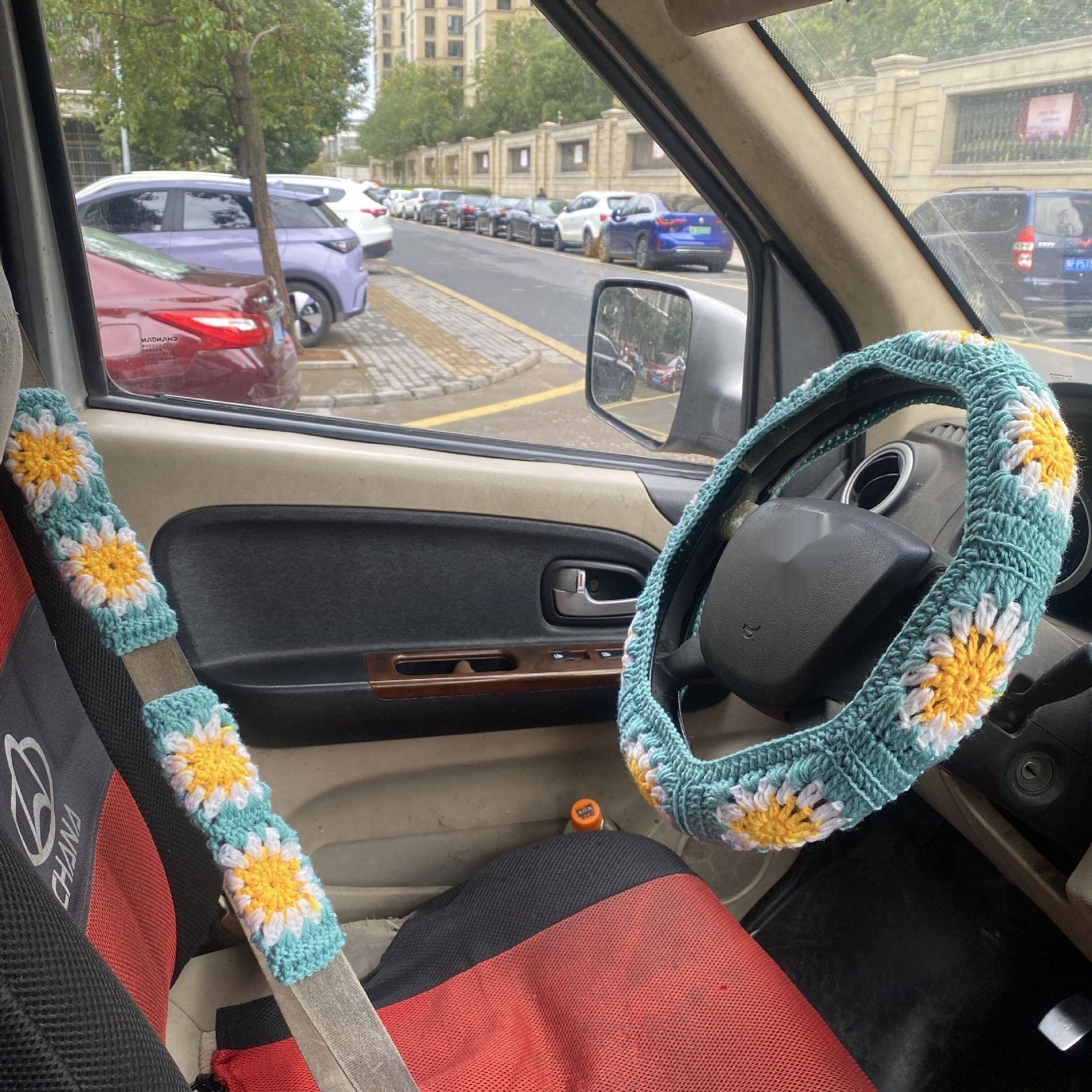 Car Interior Hand-crocheted Flower Steering Wheel Warm Non-slip Cover