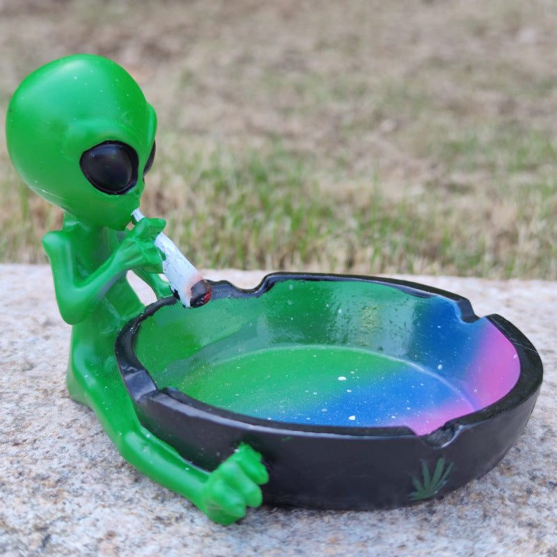 Creative Martians Resin Ashtray Decoration Ornaments