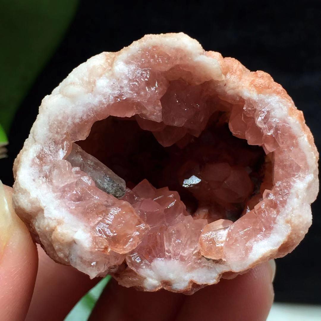 Natural Argentina Raw Stone Original Powder Crystal Cave Mineral Specimens