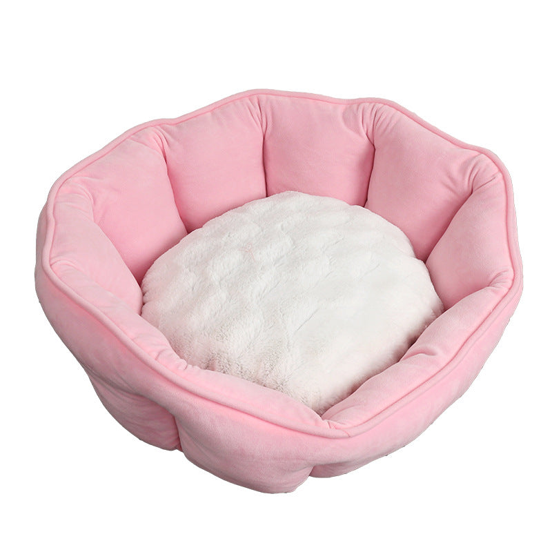 Shell shaped pet nest