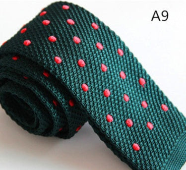 Knitted woolen collar