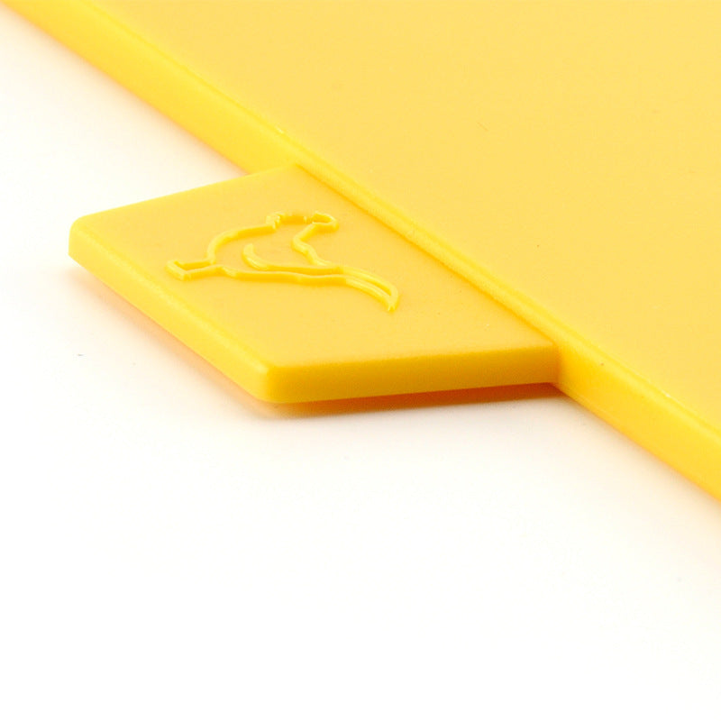 Plastic four-color thawing chopping board