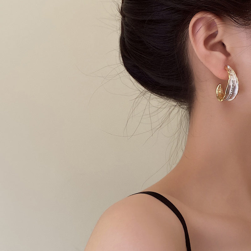 C-shaped Fashion Vintage Earrings For Women Design