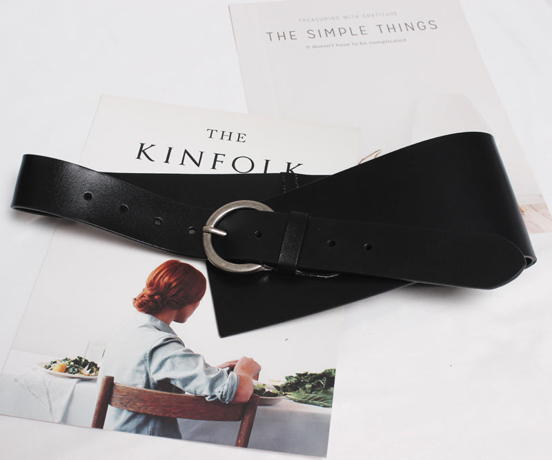 Ceinture large en cuir véritable pour femme avec jupe