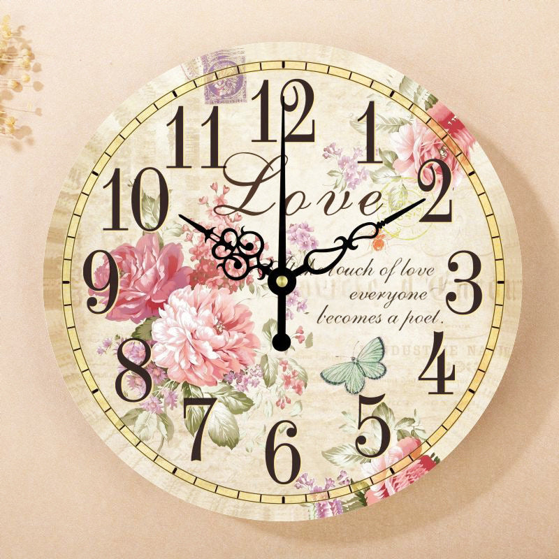Simple and silent wall clock