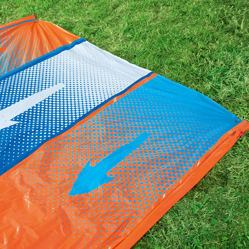 Three-person Surfing Water Skiing Walkway Outdoor Park Lawn Water Spray