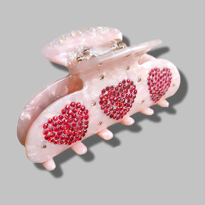 Niche Temperament Heart-shaped Medium Shark Clip