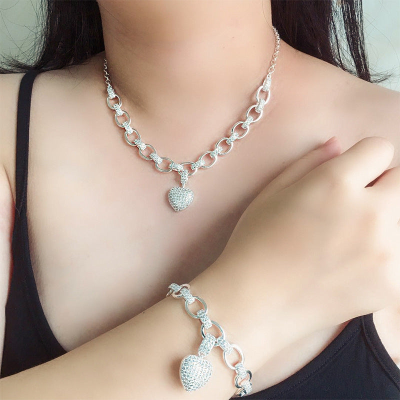 Heart-shaped necklace with heart pendant set