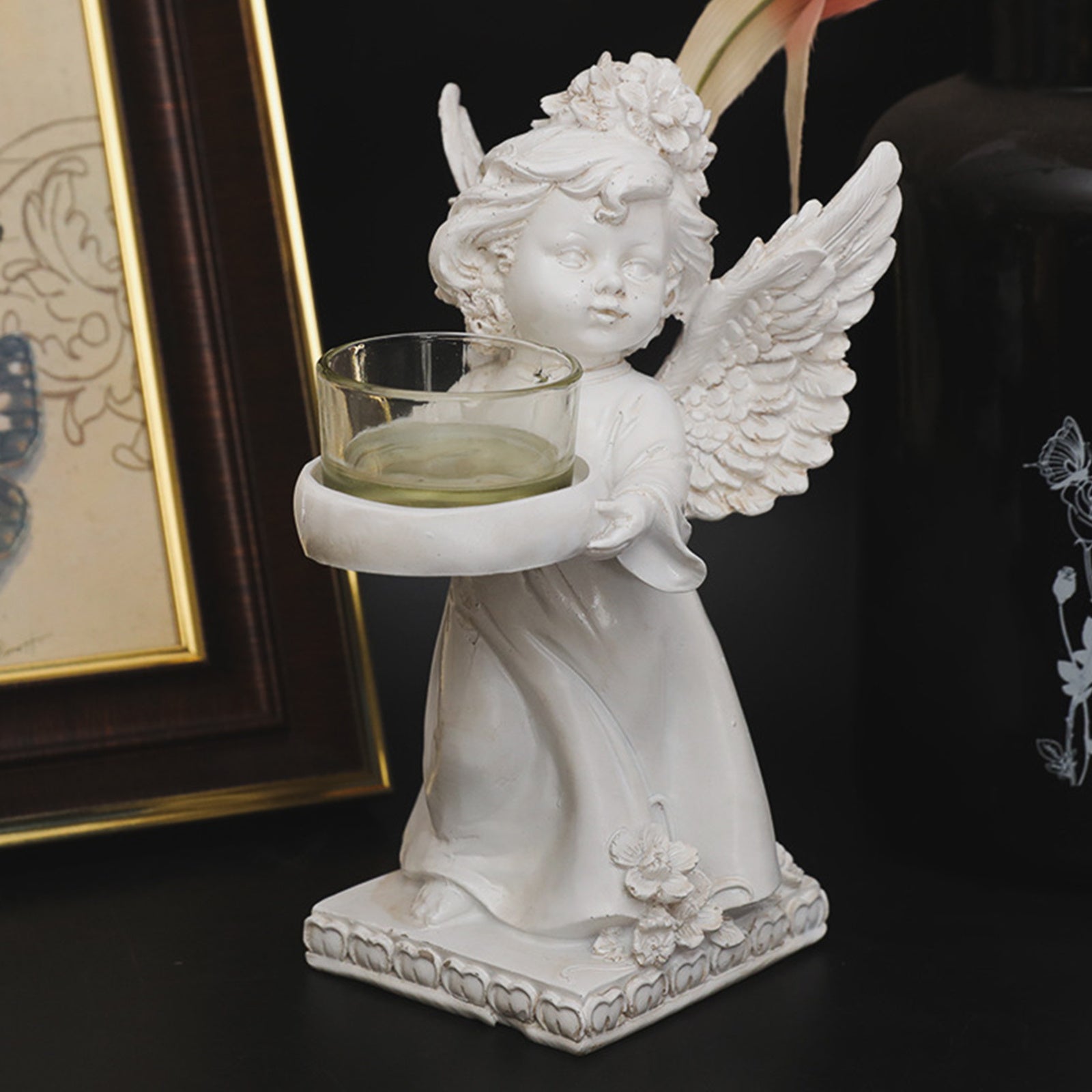 Decorative Ornaments With Romantic Atmosphere