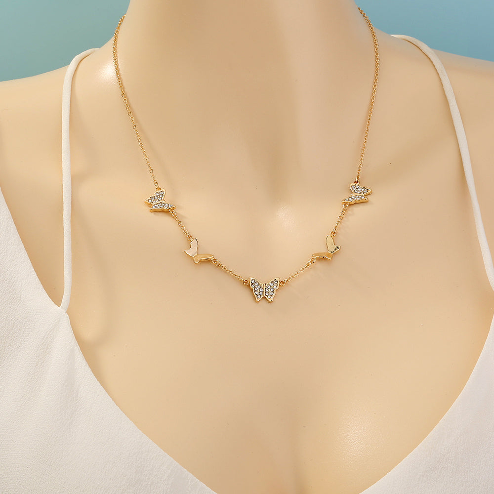 Cross-border simple retro diamond-studded butterfly necklace, creative and versatile exquisite ladies clavicle chain