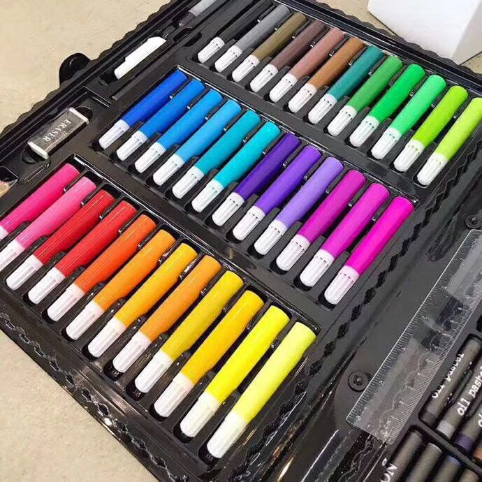 150 Pieces Children's Watercolor Pens Set