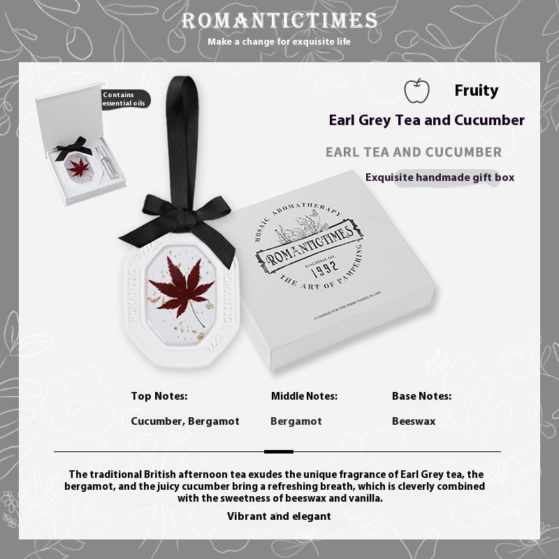Fashion Personalized Car Aromatherapy Sheet Pendant