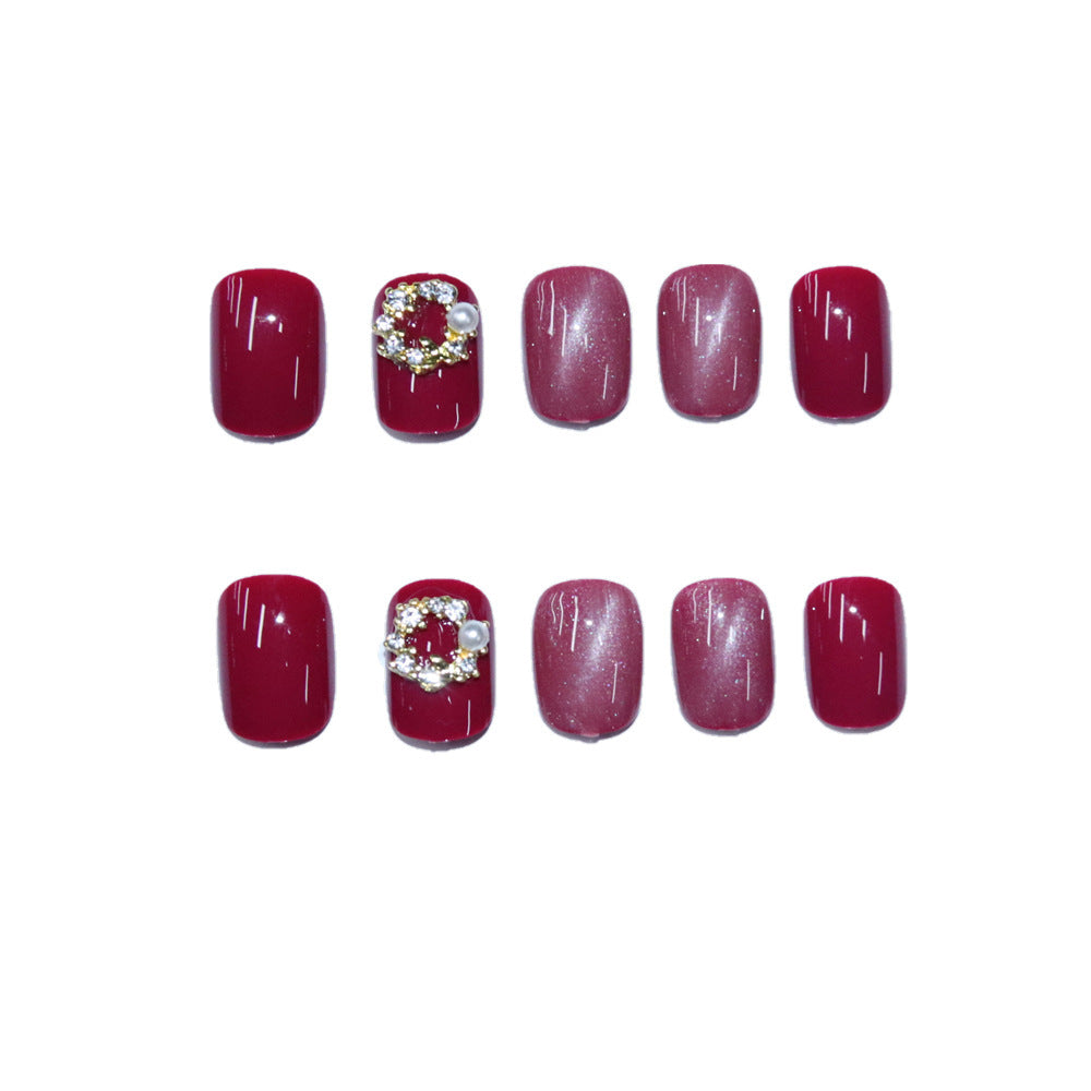 Patch d'art des ongles avec motif œil de chat rouge rosé, fini court