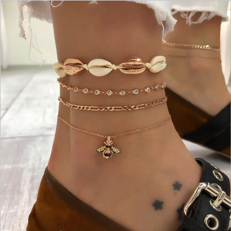 Cheville de plage populaire pour femme, coquille tissée, chaîne en diamant, pendentif abeille entièrement pavé, multicouche