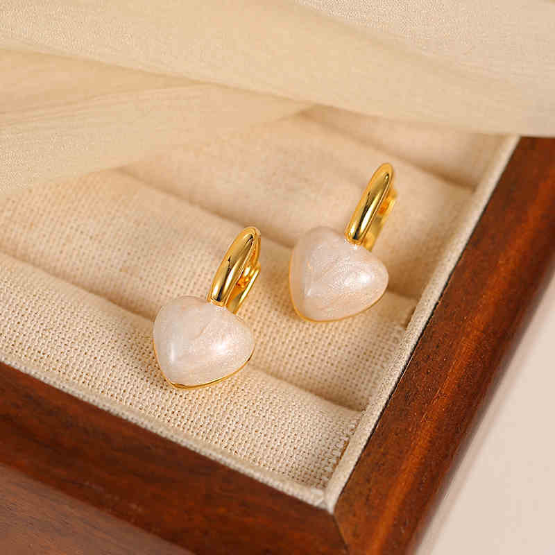 Graceful Personality French Blue Drip Glazed Love Heart Earrings Women