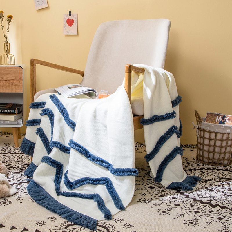 Tassel sofa blanket