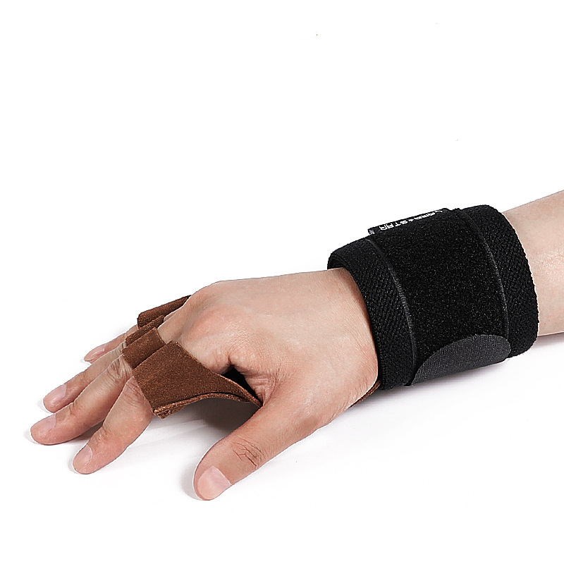 Wrist sports gloves