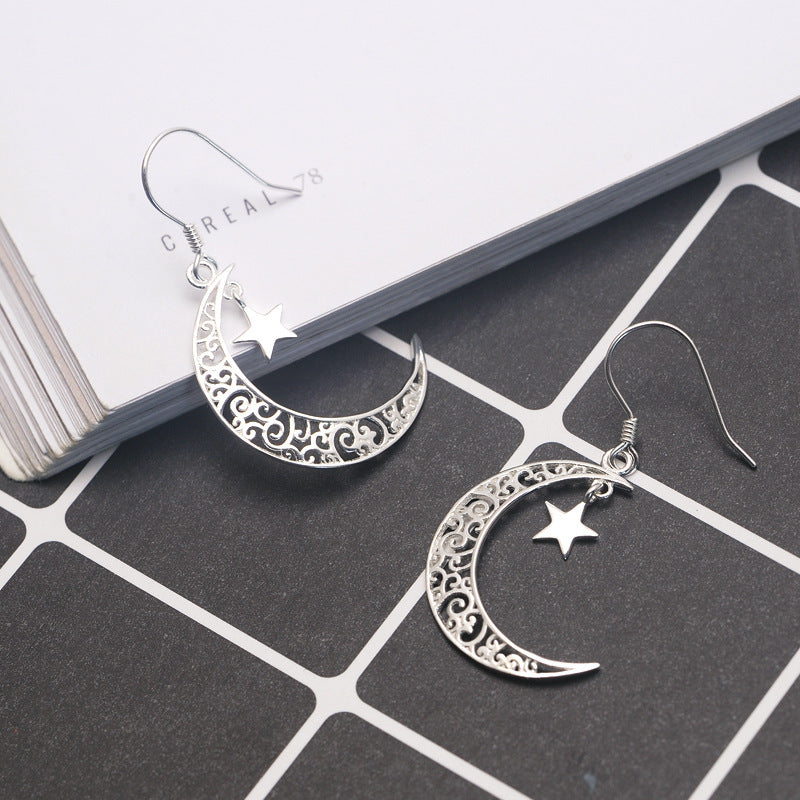 Hollow Xingyue Earrings