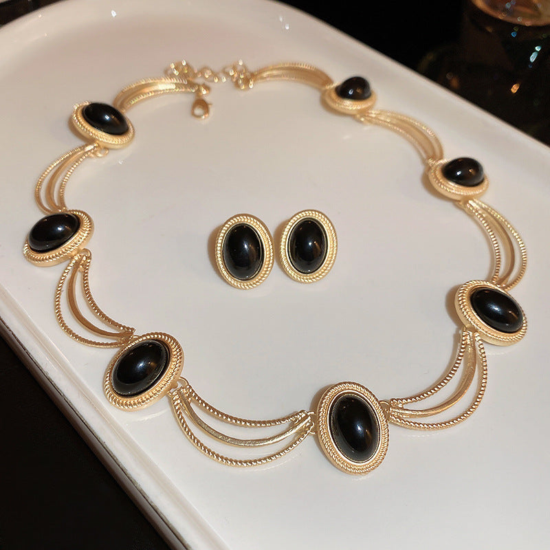 Vintage Gemstone Necklace And Earrings Set Alloy Gem Necklace Sterling Silver Post Stud Earrings Women Is Retro Jewelry