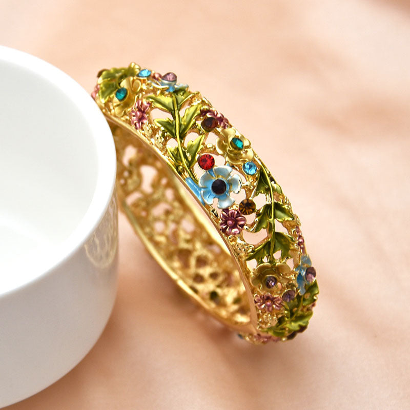 Retro Rose Diamond Studded Hollow Alloy Cloisonne Antique Painted Bracelet For Women