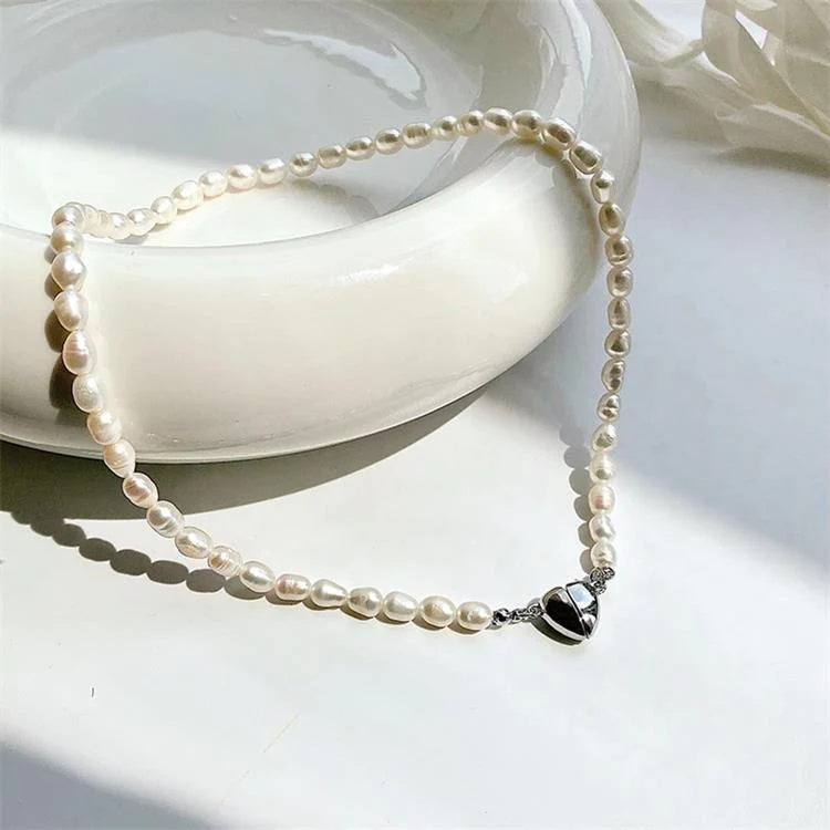 Baroque Natural Pearl Necklace Women's Love