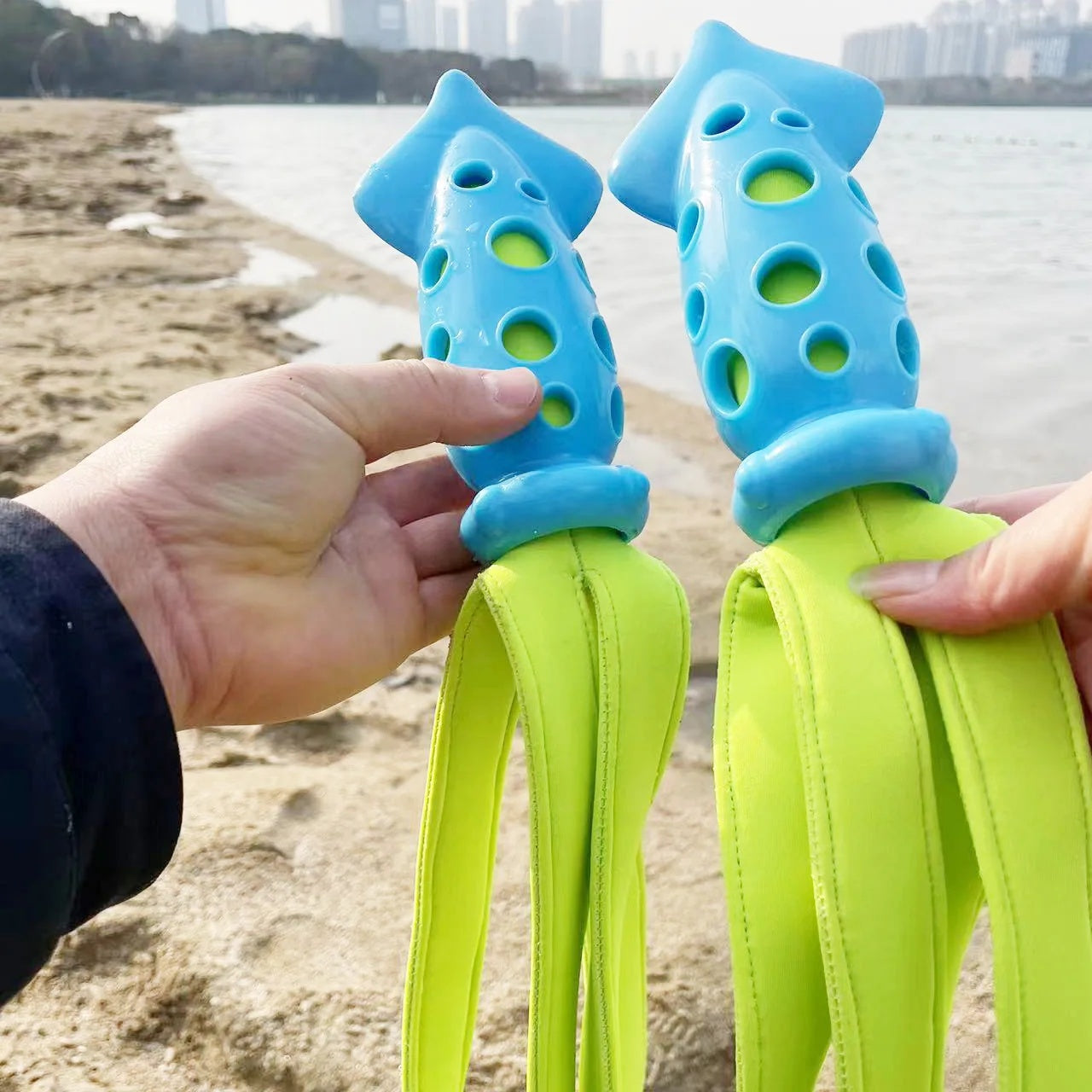 Pet Chew Toy Teeth Cleaning Squeaky Cuttlefish Toys Dog Interactive Training Throwing Toy For Small Medium Large Dogs