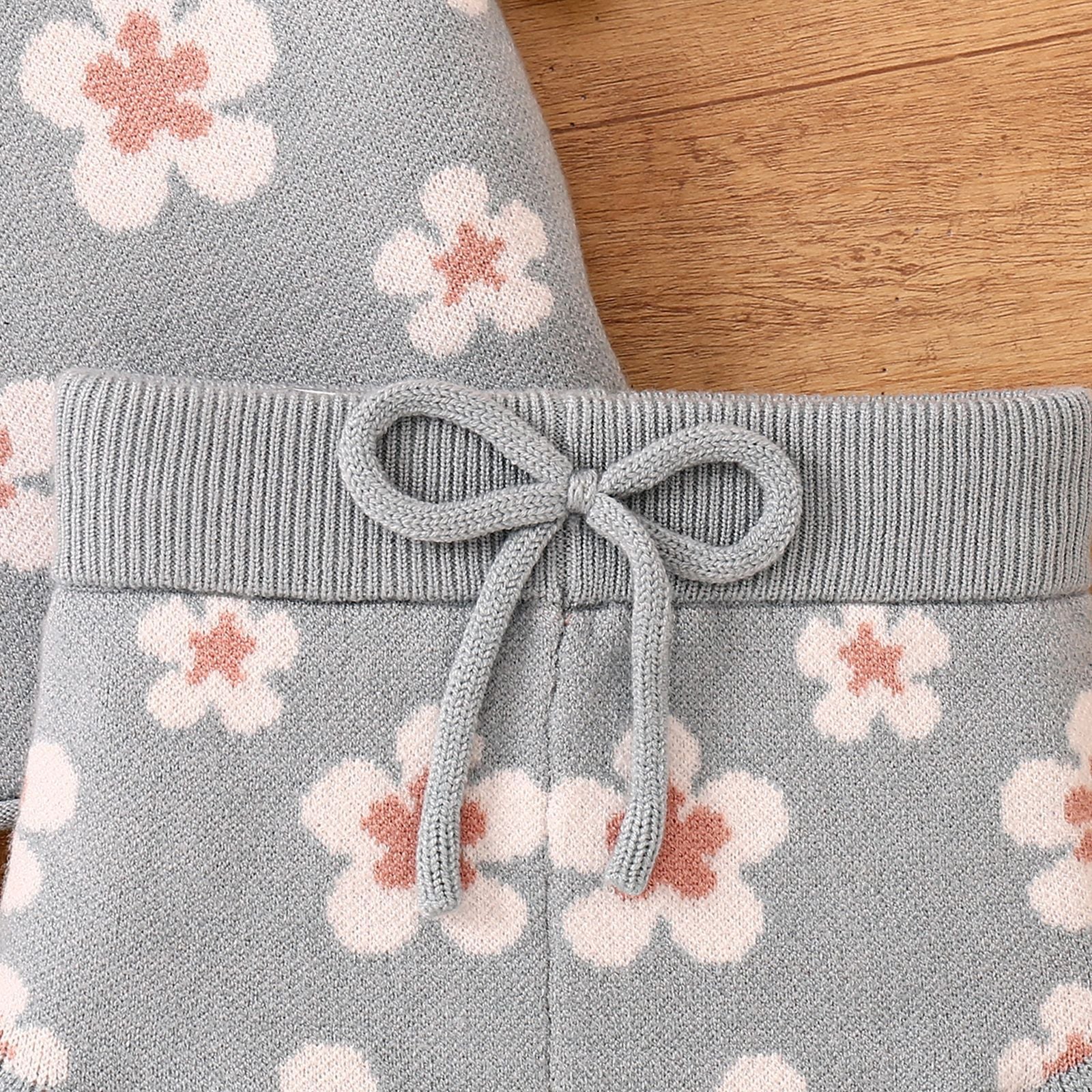 Children's Flower Embroidery Ruffled Short Sleeves Shorts Suit