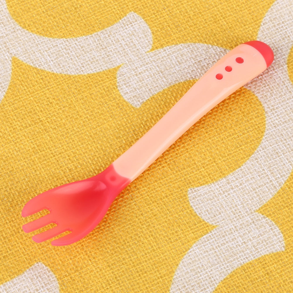 Vaisselle de bébé Assiette à ventouse avec cuillère thermosensible Alimentation de bébé Bols d'alimentation pour bébé