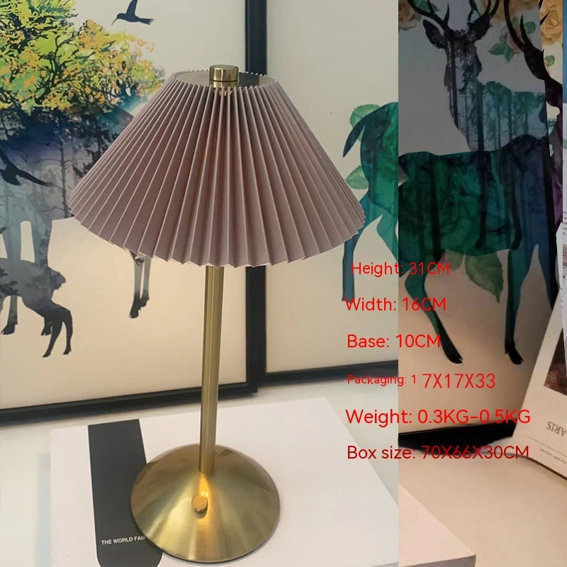 Lampe de chevet créative en métal style léger de luxe en forme de champignon