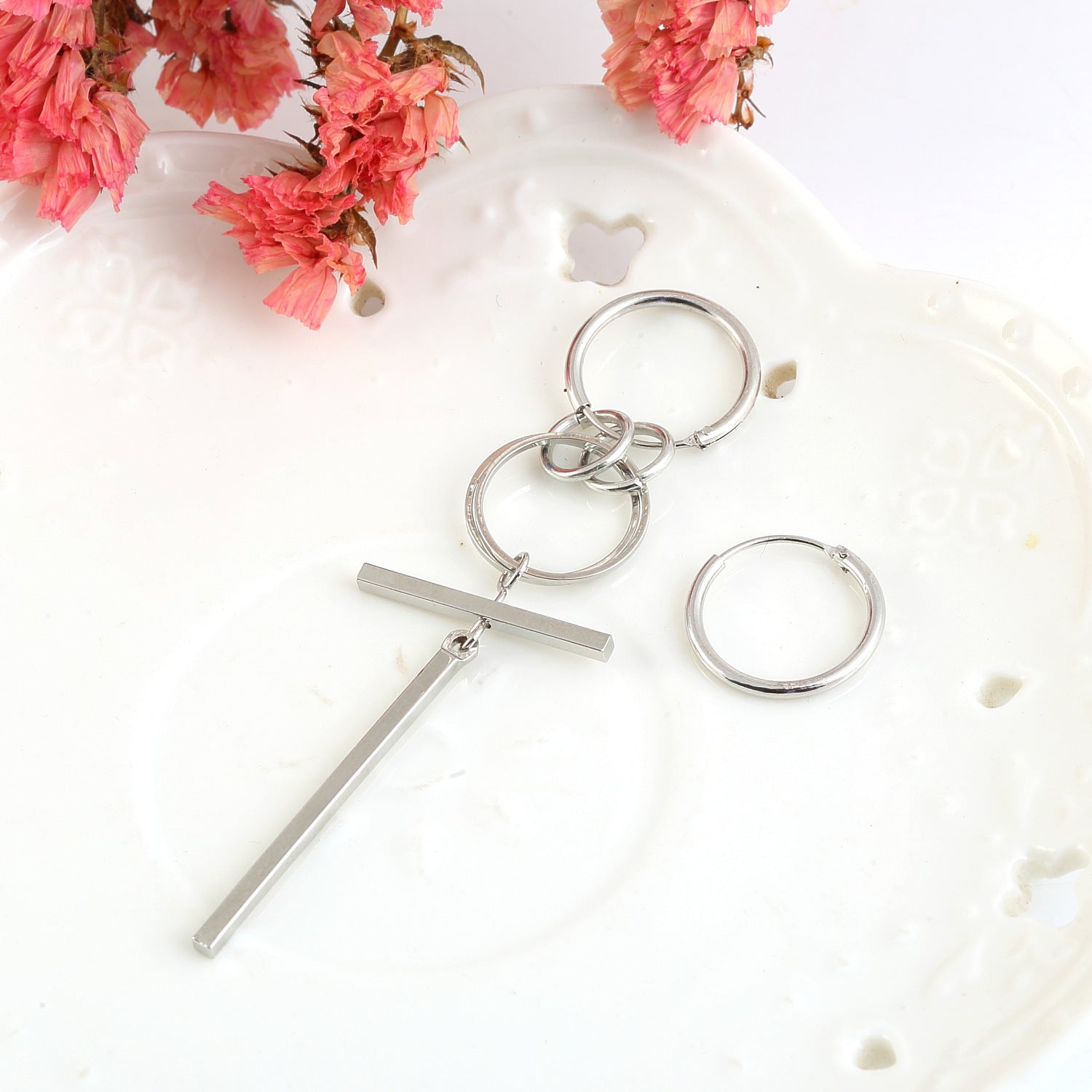 Fringed Chain Feather Earrings Titanium Steel