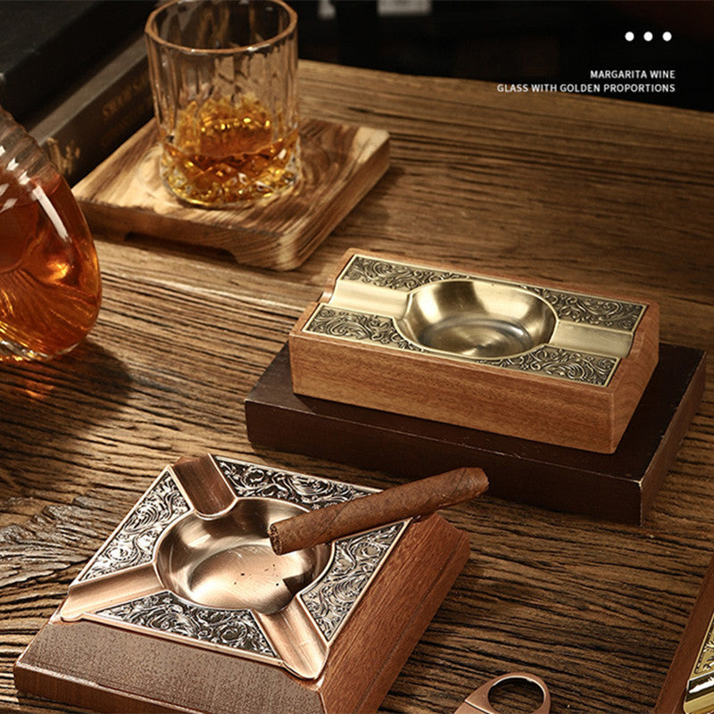 Cendrier en bois incrusté d'or pour bar à whisky haut de gamme