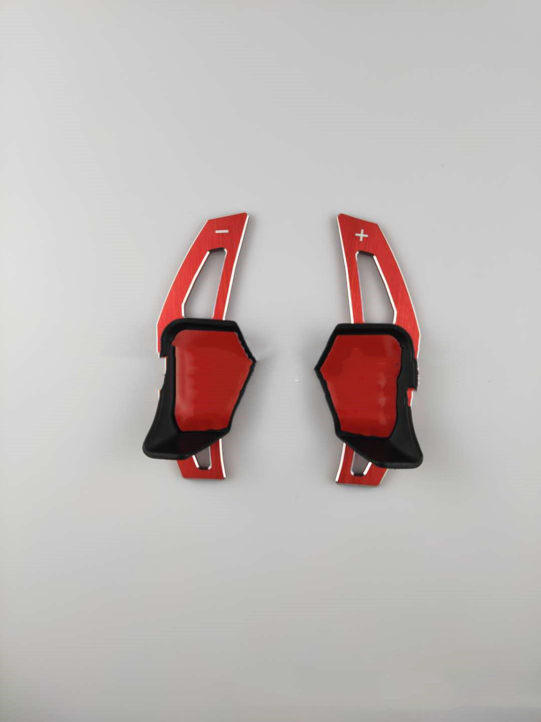 Car Steering Wheel Paddles Are Retrofitted With Interior Trim