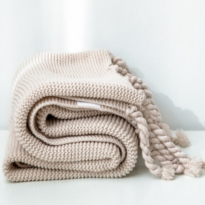 Office sofa blanket with tassel knitted thread blanket